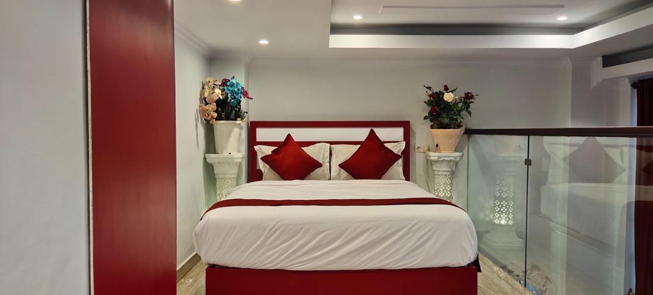 D&D Guest House & Cafe Syariah Medan Dış mekan fotoğraf