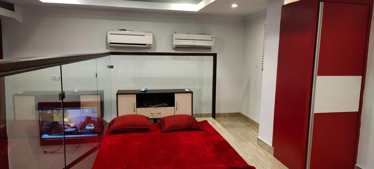 D&D Guest House & Cafe Syariah Medan Dış mekan fotoğraf