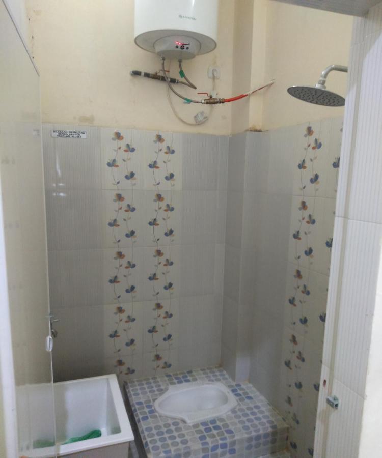 D&D Guest House & Cafe Syariah Medan Dış mekan fotoğraf